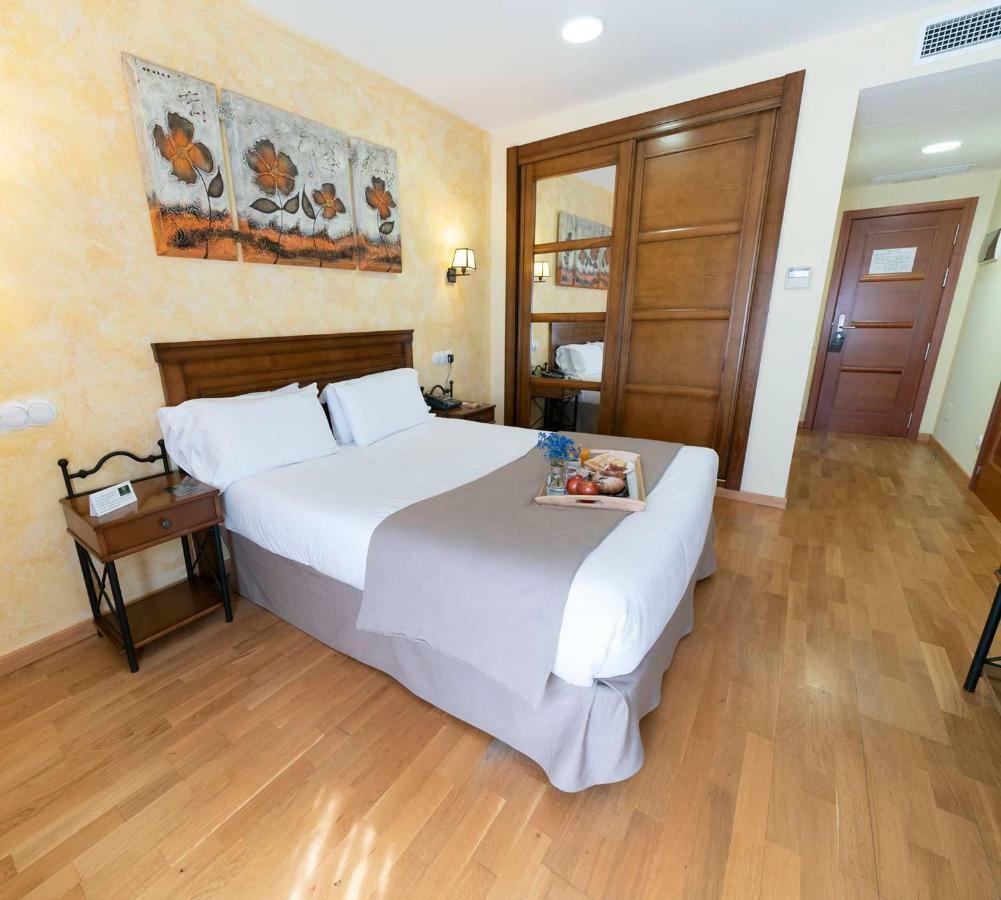 Hotel Comendador การ์รังเก ภายนอก รูปภาพ