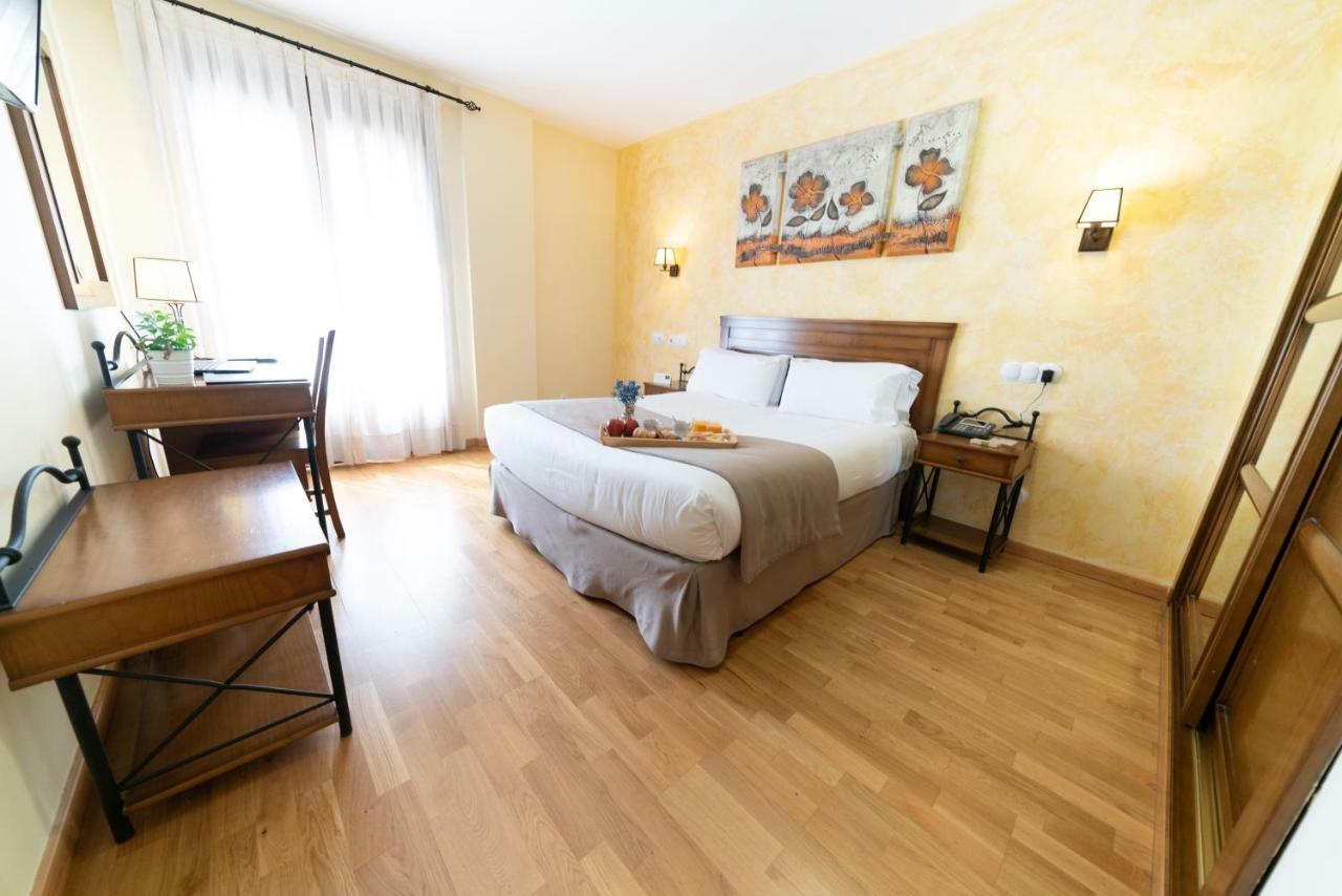 Hotel Comendador การ์รังเก ภายนอก รูปภาพ